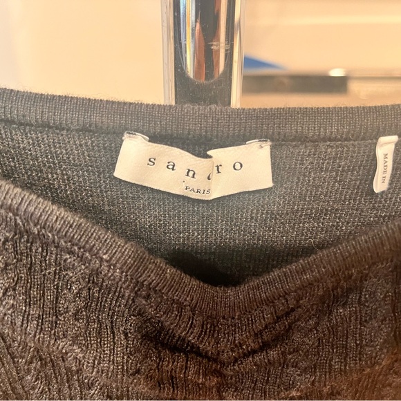 Sandro sweater 
Designer sz 2 which is a 38 or a Medium - Picture 3 of 7